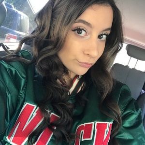 Meet your Posher, Bethany